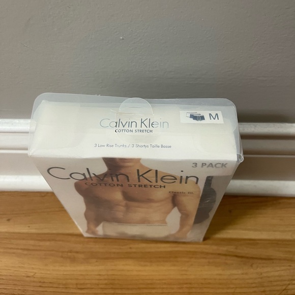 Calvin Klein Low Rise Trunks 3pack (S) - Picture 4 of 4